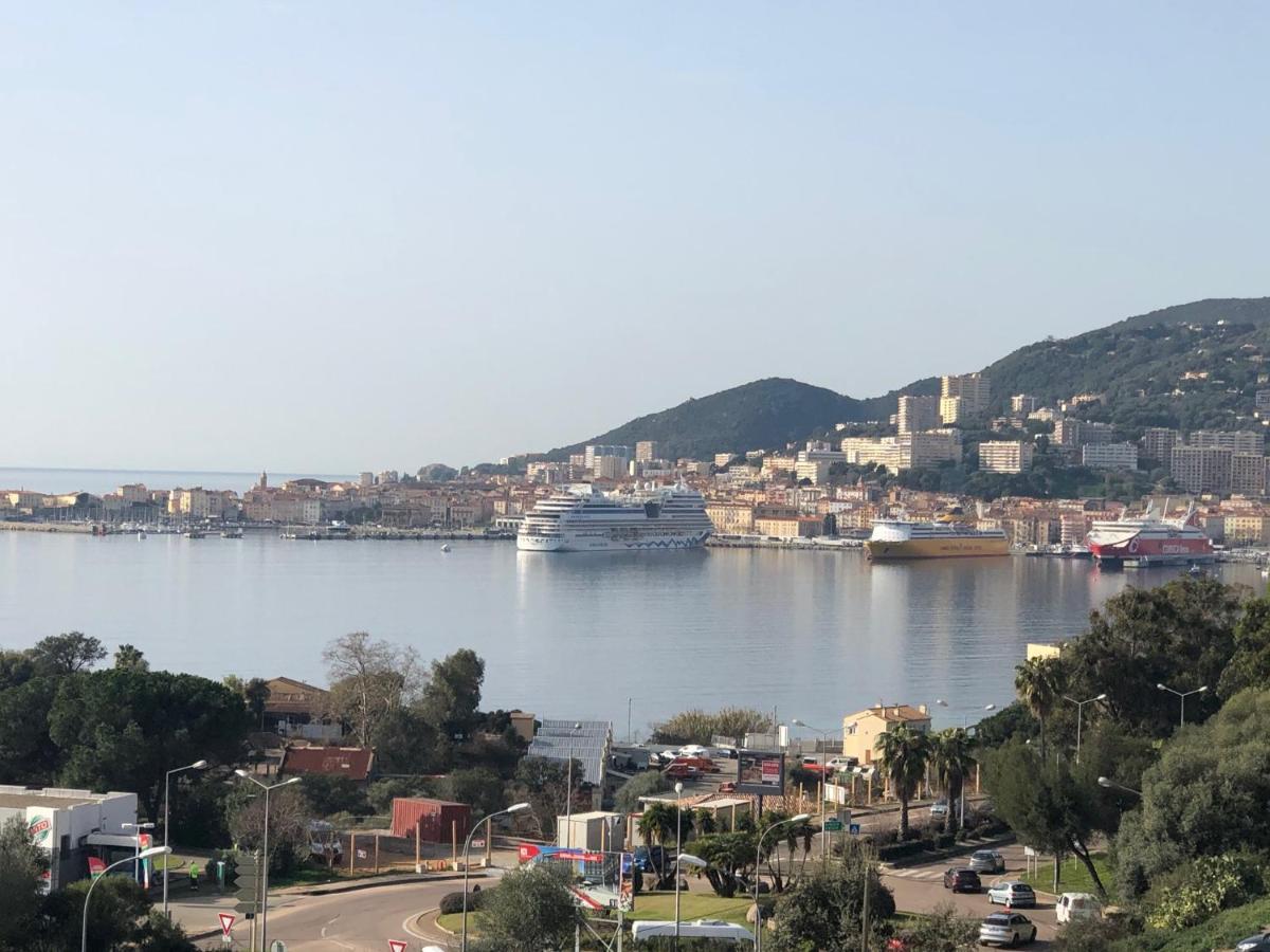 Bel Appartement F3 Vue Sur Le Golfe D'Ajaccio Ajaccio  Dış mekan fotoğraf
